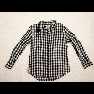 Plaid long sleeve button down shirt